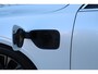 Volvo V60 2.0 T6 Plug-in Hybrid 350PK AWD Plus Bright Trekhaak | Navi | Stoelverw. | Keyless | Electr.klep | Virtual Cockp. | Adapt cruise | 18 inch Lm |
