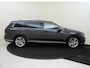 Volkswagen Passat Variant 1.4 TSI PHEV GTE Business | SoH 100% | Panoramadak | Trekhaak | Achteruitrijcamera | Bestuurdersstoel met memory | Matrix LED verlichting | Keyless | Adaptieve cruise control | Dodehoekdetectie | Stoelverwarming | Sfeerverlichting |