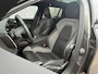 Volvo V60 2.0 T6 Plug-in hybrid AWD Plus Dark | Trekhaak | Long Range | Stoel/stuurverwarming | Schuif/kanteldak | Adapt. Cruise Control | Power Seats | DAB | Black Pack |