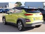 Hyundai Kona Electric EV Premium 64 kWh | SOH 90,7% | Stoelverwarming-ventilatie | Trekhaak | Head-up display | Camera