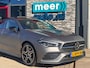 Mercedes-Benz CLA 200 AMG VOL! PANO l EL-STOEL l MATRIX l ADAPT.CRUISE l SFEER l KEYLESS l CARPLAY l DODE HOEK l ORG.NL l