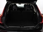 Volvo XC90 2.0 T8 Plug-in hybrid AWD Ultra Dark Panoramadak Navigatie Apple Carplay Android Auto 360 camera Parkeerhulp Adaptive Cruise Control Verwarmde en geventileerde voorstoelen Head-up-display Harman Kardon Premium Sound Memory stoelen met massagefunctie Climate Control Matrix-ledkoplampen