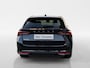 Skoda Octavia Combi 150PK TSI MHEV Business Edition Plus | Electrisch Wegklapbare Trekhaak | Navigatie | Apple Carplay/Android Auto | Climate Control | Cruise Control | Lichtmetalen Velgen | Camera | Parkeersensoren |
