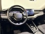 Skoda Octavia Combi 150PK TSI MHEV Business Edition Plus | Electrisch Wegklapbare Trekhaak | Navigatie | Apple Carplay/Android Auto | Climate Control | Cruise Control | Lichtmetalen Velgen | Camera | Parkeersensoren |