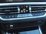 BMW 3-Serie Touring 318i Business Edition Plus | Trekhaak | Camera  | LED-Laser | Sfeerverlichting | Apple Carplay | NL-Auto |