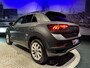 Volkswagen T-Roc 1.0 TSI Life *ACC*17inch*Privacy Glass*Led*AppConnect*PrivacyGlass*Facelift model