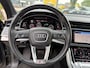 Audi Q7 55 TFSI e quattro Pro Line S Panoramadak Luchtvering 21 inch velgen Bang en Olufsen 3D Zwarte hemel Trekhaak Camera Sportstoelen Deels leder