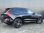 Volvo XC60 2.0 T6 Plug-in hybrid AWD Plus Black Edition Panorama dak / Extra getint glas / 360 camera / Contourstoelen / keyless drive/entry / Head up display
