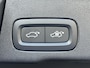 Volvo XC60 2.0 T6 Plug-in hybrid AWD Plus Black Edition Panorama dak / Extra getint glas / 360 camera / Contourstoelen / keyless drive/entry / Head up display