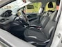 Peugeot 208 1.2 PureTech Blue Lion - Navigatie - Lichtmetalen Velgen - Apple Carplay/Android Auto - Parkeersensoren