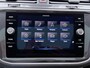 Volkswagen Tiguan Allspace 1.5 TSI R-Line Business+ 7p. | Panodak | Camera | Zwenkbare trekhaak | Stoelverwarming |