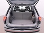 Volkswagen Tiguan Allspace 1.5 TSI R-Line Business+ 7p. | Panodak | Camera | Zwenkbare trekhaak | Stoelverwarming |