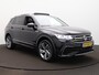 Volkswagen Tiguan Allspace 1.5 TSI R-Line Business+ 7p. | Panodak | Camera | Zwenkbare trekhaak | Stoelverwarming |