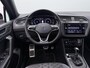 Volkswagen Tiguan Allspace 1.5 TSI R-Line Business+ 7p. | Panodak | Camera | Zwenkbare trekhaak | Stoelverwarming |
