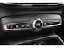 Volvo EX40 Single Motor Extended Range Plus 82 kWh | Trekhaak | Verwarmbare voorstoelen en stuurwiel | Keyless | Apple carplay/Android auto | Adaptieve cruise control | Warmtepomp