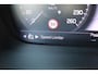 Volvo XC40 1.5 T2 Momentum Business | Semi Elektrische Trekhaak | Luxe Textiele Bekleding | Electronic Climate Controle | Lichtmetalen Velgen 5-Spaaks 18" | Sensus Connect met High Performance Audio | Apple Carplay/Android Auto | DAB Ontvanger | Keyless Start |