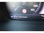 Volvo XC40 1.5 T2 Momentum Business | Semi Elektrische Trekhaak | Luxe Textiele Bekleding | Electronic Climate Controle | Lichtmetalen Velgen 5-Spaaks 18" | Sensus Connect met High Performance Audio | Apple Carplay/Android Auto | DAB Ontvanger | Keyless Start |