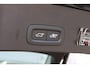 Volvo XC40 1.5 T2 Momentum Business | Semi Elektrische Trekhaak | Luxe Textiele Bekleding | Electronic Climate Controle | Lichtmetalen Velgen 5-Spaaks 18" | Sensus Connect met High Performance Audio | Apple Carplay/Android Auto | DAB Ontvanger | Keyless Start |