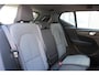 Volvo XC40 1.5 T2 Momentum Business | Semi Elektrische Trekhaak | Luxe Textiele Bekleding | Electronic Climate Controle | Lichtmetalen Velgen 5-Spaaks 18" | Sensus Connect met High Performance Audio | Apple Carplay/Android Auto | DAB Ontvanger | Keyless Start |