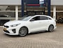 Kia ProCeed 1.4 T-GDI GT-PlusLine / Automaat / NL-Auto / Dealer-Onderhouden / Open-Panodak / Adaptieve Cruise-Control Stop&Go met Stuurhulp / Climate-Control / JBL Premium-Audio / Elektr.-Stoelen met Geheugen / Stuur-/Stoelverwarming V+A / Keyless / LED / Dodehoek-Detectie / Draadloze-Telefoonlader / Apple-Carplay & Android-Auto / DAB Radio-Bluetooth / Navi / Elektr.-Achterklep / PDC met Camera / 18'' LMV / ENZ.