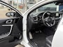 Kia ProCeed 1.4 T-GDI GT-PlusLine / Automaat / NL-Auto / Dealer-Onderhouden / Open-Panodak / Adaptieve Cruise-Control Stop&Go met Stuurhulp / Climate-Control / JBL Premium-Audio / Elektr.-Stoelen met Geheugen / Stuur-/Stoelverwarming V+A / Keyless / LED / Dodehoek-Detectie / Draadloze-Telefoonlader / Apple-Carplay & Android-Auto / DAB Radio-Bluetooth / Navi / Elektr.-Achterklep / PDC met Camera / 18'' LMV / ENZ.