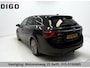 Toyota Avensis Touring Sports 1.8 VVT-i EXECUTIVE AUTOMAAT PREMIUM PANODAK LEDER. STOEL VERWARMING . CRUISE CONTROL .TREKHAAK