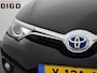 Toyota Auris 1.8 HYBRIDE EXECUTIVE AUTOMAAT GARANTIE 2029! CAMERA.STOELVERWARMING . NAVIGATIE . CRUISE CONTROL .