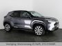 Toyota Yaris Cross 1.5 HYBRIDE DYNAMIC LUXURY GARANTIE TOT 2035 . NAVIGATIE . PARKEERSENSOREN VOOR & ACHTER . STOEL/STUUR VERWARMING .