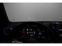Mercedes-Benz GLC 400e 4MATIC AMG Line PHEV  Navigatie Panorama dak Lederen bekleding Camera Electrisch bedienbare achterklep Trekhaak Adaptive cruise control
