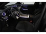 Mercedes-Benz GLC 400e 4MATIC AMG Line PHEV  Navigatie Panorama dak Lederen bekleding Camera Electrisch bedienbare achterklep Trekhaak Adaptive cruise control
