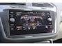 Volkswagen Tiguan 1.4 TSI eHybrid 245pk R-Line Business | SoH 100% | Trekhaak | Panoramadak | Head-up | 360 Camera