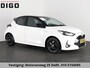 Toyota Yaris 1.5 HYBRIDE BI-TONE SPORT GARANTIE 6-2031 . ADAPTIEVE CRUISE CONTROL . DEALER ONDERHOUDEN . ACHTERUITRIJ CAMERA .