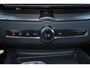 Volvo XC60 T6 Recharge AWD Plus Dark - IntelliSafe Assist & Surround - Harman/Kardon audio - Parkeercamera achter - Verwarmde voorstoelen, stuur & achterbank - Parkeersensoren voor & achter - Elektr. bedienb. voorstoelen met geheugen - Draadloze tel. lader - Extra getint glas - 21' LMV
