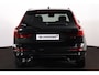 Volvo XC60 T6 Recharge AWD Plus Dark - IntelliSafe Assist & Surround - Harman/Kardon audio - Parkeercamera achter - Verwarmde voorstoelen, stuur & achterbank - Parkeersensoren voor & achter - Elektr. bedienb. voorstoelen met geheugen - Draadloze tel. lader - Extra getint glas - 21' LMV
