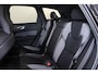 Volvo XC60 T6 Recharge AWD Plus Dark - IntelliSafe Assist & Surround - Harman/Kardon audio - Parkeercamera achter - Verwarmde voorstoelen, stuur & achterbank - Parkeersensoren voor & achter - Elektr. bedienb. voorstoelen met geheugen - Draadloze tel. lader - Extra getint glas - 21' LMV