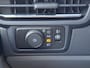 Ford E-Transit Cust. 340 L2H1 Limited 71 kWh | Navigatie/Android/Apple Carplay | LM Velgen 17" | Verwarmde Voorstoelen/Stuur/Voorruit | PDC Voor en Achter + Achteruitrijcamera | Cruise Control | Airco |