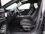 Renault Austral 1.2 E-Tech full hybrid 200 iconic | All-Seasonbanden | Harman Kardon Premium Audio | Stoel- & Stuurwielverwarming | Elektrisch Verstelbare Bestuurdersstoel incl. Geheugenstand | 360-graden Camera | Elektrische Achterklep | 20" LMV 'Effie' | Blind Spot Warning | Android Aurtomotive | Keyless | Draadloze Apple Carplay & Android Auto