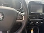 Renault Clio 0.9 TCe Limited | Navigatie | Bluetooth | Parkeersensoren | Onderhoudshistorie | LMV | Airco | Cruise Control | 12 Maanden BOVAG Garantie