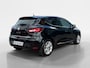 Renault Clio 0.9 TCe Limited | Navigatie | Bluetooth | Parkeersensoren | Onderhoudshistorie | LMV | Airco | Cruise Control | 12 Maanden BOVAG Garantie