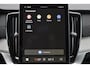 Volvo XC90 T8 Recharge AWD Ultra Dark Exec. Ed. - Luchtvering - Panorama/schuifdak - IntelliSafe Assist & Surround - 360º Camera - Bowers & Wilkins audio - Adaptieve LED koplampen - Verwarmde voorstoelen, stuur & achterbank - Parkeersensoren voor & achter - Elektr. bedienb. voorstoelen met geheugen - Head up display - Draadloze tel. lader - Extra getint glas - 22' LMV
