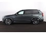 Volvo XC90 T8 Recharge AWD Ultra Dark Exec. Ed. - Luchtvering - Panorama/schuifdak - IntelliSafe Assist & Surround - 360º Camera - Bowers & Wilkins audio - Adaptieve LED koplampen - Verwarmde voorstoelen, stuur & achterbank - Parkeersensoren voor & achter - Elektr. bedienb. voorstoelen met geheugen - Head up display - Draadloze tel. lader - Extra getint glas - 22' LMV