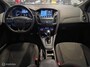 Ford Focus Wagon 1.5 ST-Line Red Edition