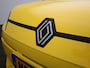 Renault R5 comfort range iconic cinq 52 kWh | Pack Safety & Advanced Driving Assist | Harman Kardon Audio | Stoel- en Stuurwielverwarming | Camera | Draadloze Smartphonelader | 18" LMV 'Chrono' | LED Pure Vision | Android Automotive