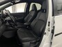 Toyota Yaris 1.5 Hybrid Dynamic Automaat | Trekhaak | CarPlay | Stoelverw. | Camera | 17'' | Parelmoer | ACC | Cruise