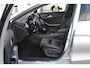 Mercedes-Benz GLA 180 Automaat | Leer | Carplay | Stoelverw. | Navigatie | Achteruitrijcamera | Trekhaak |