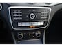 Mercedes-Benz GLA 180 Automaat | Leer | Carplay | Stoelverw. | Navigatie | Achteruitrijcamera | Trekhaak |
