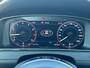 Volkswagen Golf 1.5 150pk TSI Highline Business R Achteruitrijcamera (Rear View) | Parkeersensoren voor & achter | Velgen 'Sebring', 17 inch lichtmetaal