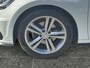 Volkswagen Golf 1.5 150pk TSI Highline Business R Achteruitrijcamera (Rear View) | Parkeersensoren voor & achter | Velgen 'Sebring', 17 inch lichtmetaal