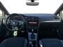 Volkswagen Golf 1.5 150pk TSI Highline Business R Achteruitrijcamera (Rear View) | Parkeersensoren voor & achter | Velgen 'Sebring', 17 inch lichtmetaal