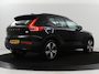 Volvo XC40 1.5 T4 Plug-in hybrid Ultimate Dark | SOH 87,6% | Panoramadak | Trekhaak | Leder | Stuur/stoel verwarming | Harman/kardon | Adaptive cruise | Camera |